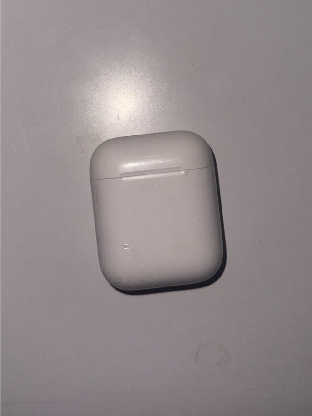 airpods - Picture 2 of 2